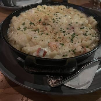 Sea Level Restaurant & Lounge - Lobster Mac & Cheese - New American Near Me - Redondo Beach, California Sea Level Restaurant & Lounge - Lobster Mac & Cheese - New American Near Me - Redondo Beach, California