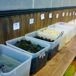 CQL Mini Pot - Insane selection of mushrooms, Chinese vegetables, handmade noodles, three different varieties of tofu, kelp and a lot more
