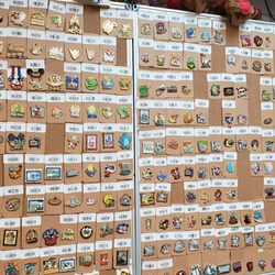 Bitz & Buttons: Toys & Collectibles