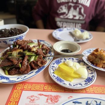 Peking Mandarin - Mongolian Beef and black bean noodles with pork. - Chinese Near Me - Chicago, Illinois