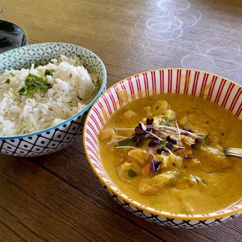 Ono Bar Grill Indian Cuisine - Delicious Coconut Curry - Vegetable with Basmati Rice - Indian Near Me - Kapaʻa, Hawaii Ono Bar Grill Indian Cuisine - Delicious Coconut Curry - Vegetable with Basmati Rice - Indian Near Me - Kapaʻa, Hawaii