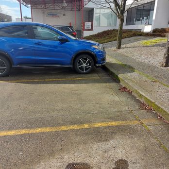 Vancouver Honda - Where the BMW that VANCOUVER HONDA sold me had parked for no longer than 10-15mins when I went inside as directed by VSA - Tires Near Me - Vancouver, British Columbia Vancouver Honda - Where the BMW that VANCOUVER HONDA sold me had parked for no longer than 10-15mins when I went inside as directed by VSA - Tires Near Me - Vancouver, British Columbia
