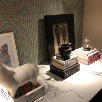 Frankie - Decor upstairs - Australian Near Me - Jersey City, New Jersey