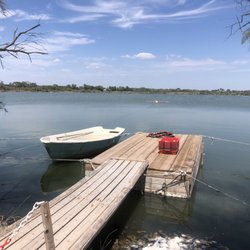 Les Poissons D'argent - The beautiful lake where they catch your meal ;)