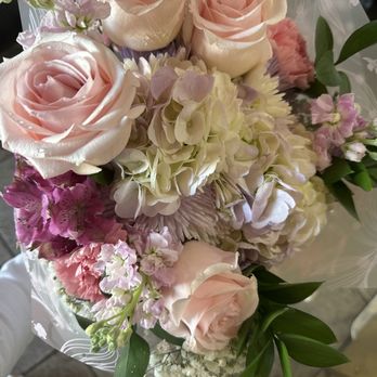 Halas Flowers and Friends - Florists Near Me - Downey, California