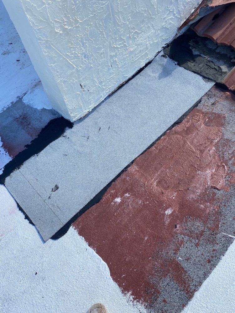 Slide of Duncan Roofing & Pressure Washing