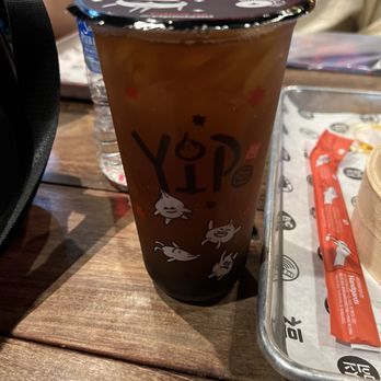 Yip - Wynwood - Peach boba tea - Dim Sum Near Me - Miami, Florida