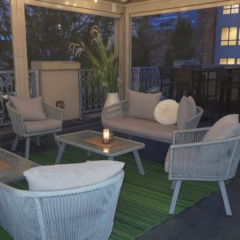 Bamboo Penny's - Seating area. Perfect for date night or friends. - Thai Near Me - Leawood, Kansas