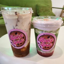 Pumpkin pie horchata & Strawberry matcha