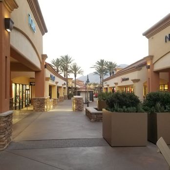 Desert Hills Premium Outlets - Shopping Centers Near Me - Cabazon, California