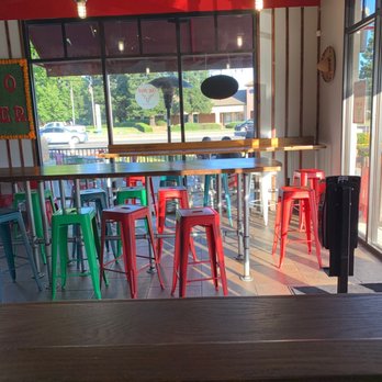 Que Onda Tacobar - Inside seating - Tacos Near Me - Vacaville, California