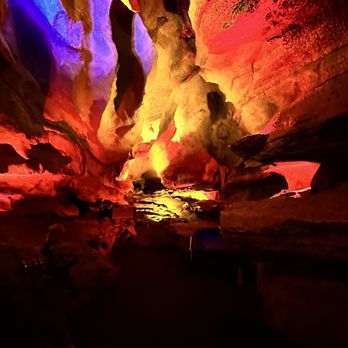 Skyline Caverns - Tours Near Me - Front Royal, Virginia