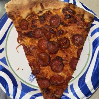 Leo's Hideout - The best pizza they have. - Pizza Near Me - San Antonio, Texas