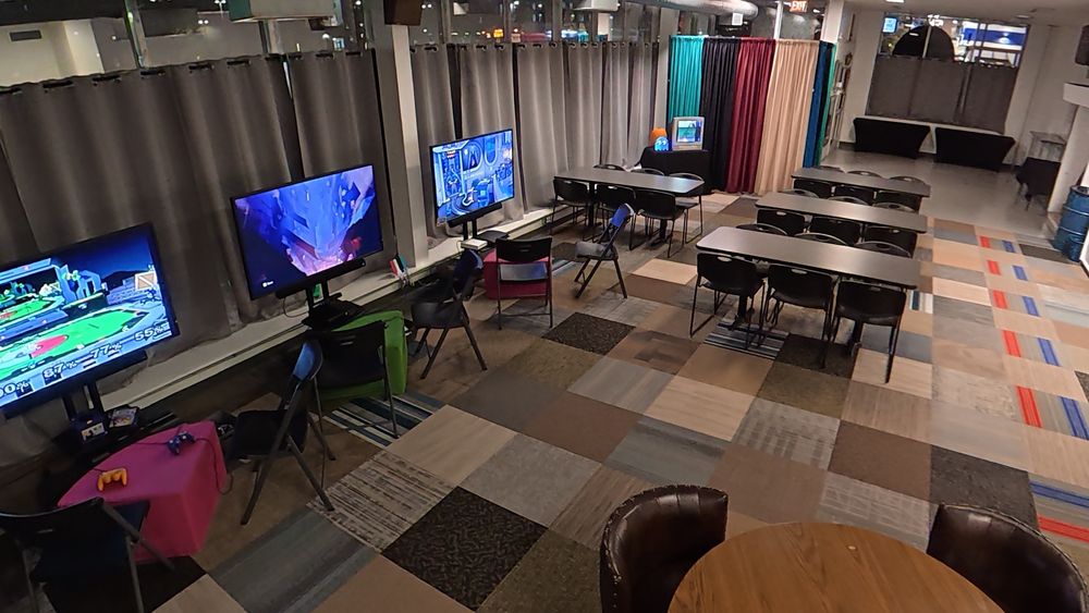 Two Bit Game Room