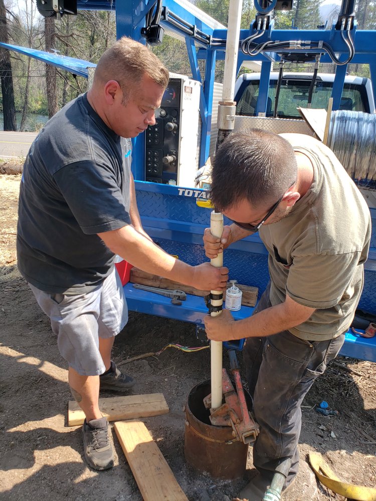 Slide of Dave's Pump & Construction