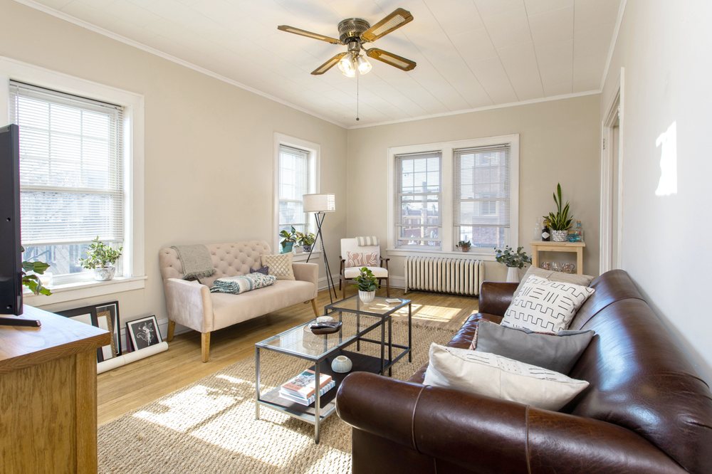 APARTMENT RESOURCE GROUP Updated October 2024 11 Photos St Paul