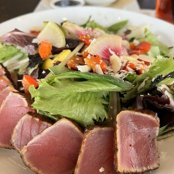 Seasons 52 - Maui Tuna Crunch - New American Near Me - Albuquerque, New Mexico