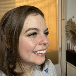 Halston Liford Intentional Beauty Maven - Hybrid Lash Extensions