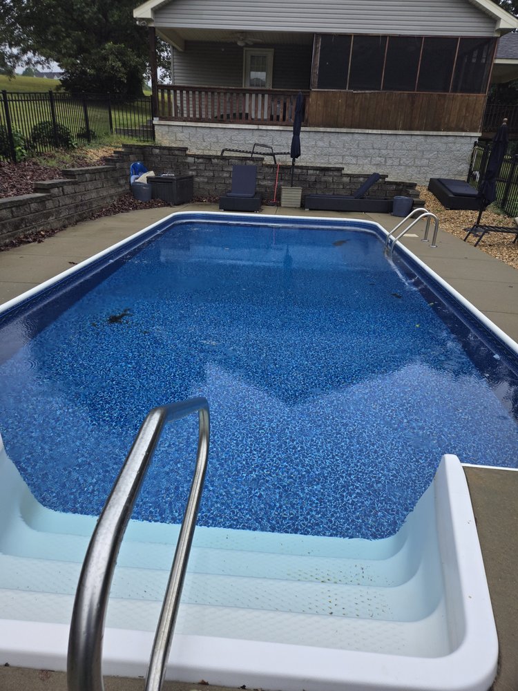 Slide of Frankie's Pool and Spa Services