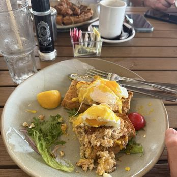 Jacksons Bistro Bar & Sushi - Crab cake Benedict - Sushi Bars Near Me - Tampa, Florida