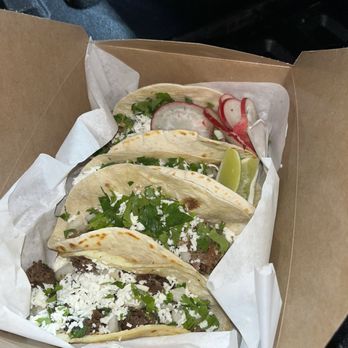 Tacos Del Pueblo - Food Trucks Near Me - Lantana, Florida Tacos Del Pueblo - Food Trucks Near Me - Lantana, Florida