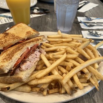 Deja Vu - The Victorian hot sandwich - Breakfast & Brunch Near Me - Redding, California