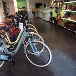 Battery Centre - Boutique - Chaussée de Waterloo 672 - 1180 UCCLE