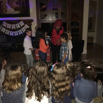 Leo's Magic and Comedy - At my son's 8th party - Magicians Near Me Leo's Magic and Comedy - At my son's 8th party - Magicians Near Me