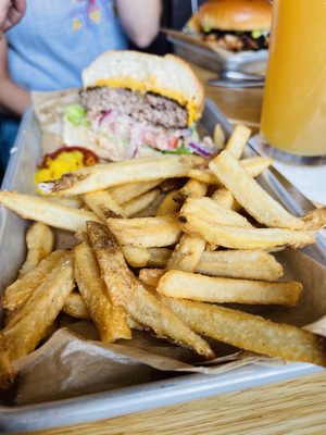 B-LUX Grill & Bar by null