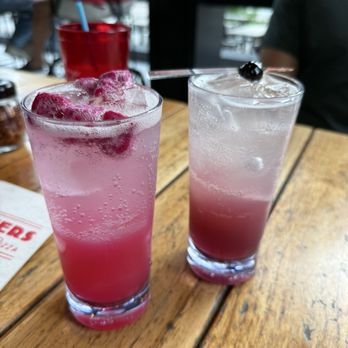 3 Corner's Pizza - Spritz mocktails - Pizza Near Me - Tampa, Florida