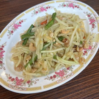 Eem - Very spicy papaya salad - Cocktail Bars Near Me - Portland, Oregon