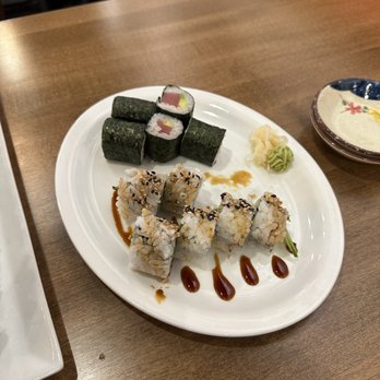 Fuji Ramen and Sushi - Hotate Roll & Salmon Avocado Maki - Sushi Bars Near Me - Calgary, Alberta Fuji Ramen and Sushi - Hotate Roll & Salmon Avocado Maki - Sushi Bars Near Me - Calgary, Alberta