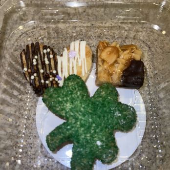 Oz Pizza - Happy St. Patrick's Day - Pizza Near Me - Fairburn, Georgia