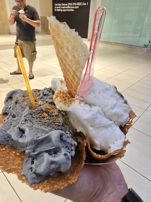 MOOM MAAM - Artisanal Thai Gelato by null