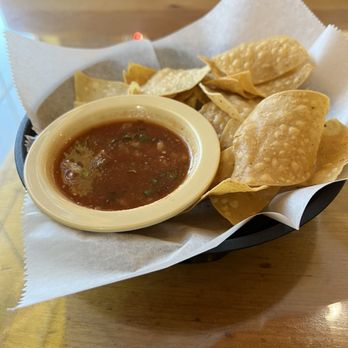 Panchos Mexican Restuarant - Warm crispy chips and salsa. - Mexican Near Me - Hesperia, California