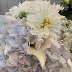 Sue Bridgman Florist - Saturday May 09