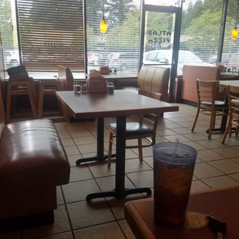 Atlas Pizza - Seating - Pizza Near Me - Chesapeake, Virginia
