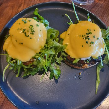 Ryla - Eggs benedict - Asian Fusion Near Me - Hermosa Beach, California Ryla - Eggs benedict - Asian Fusion Near Me - Hermosa Beach, California
