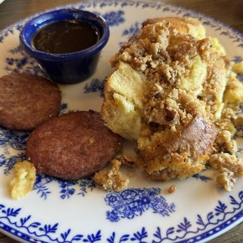 Cracker Barrel - French Toast Bake - Breakfast & Brunch Near Me - Denver, Colorado Cracker Barrel - French Toast Bake - Breakfast & Brunch Near Me - Denver, Colorado