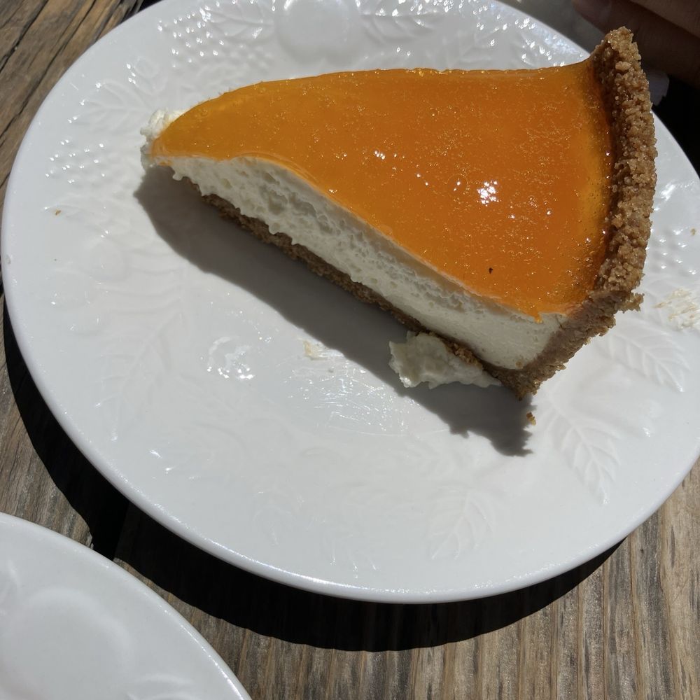 Pino Pies - Cheesecake - Desserts Near Me - June Lake, California