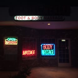 Oriental Health Foot & Body Massage - Outside at night. Not as sketchy as it looks lol