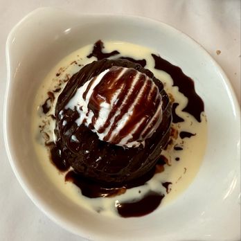 Brio Italian Grille - Chocolate Cake with Ice Cream - Italian Near Me - Cherokee, North Carolina Brio Italian Grille - Chocolate Cake with Ice Cream - Italian Near Me - Cherokee, North Carolina