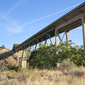 Imperial River Company - Bridge - Hotels Near Me - Maupin, Oregon Imperial River Company - Bridge - Hotels Near Me - Maupin, Oregon