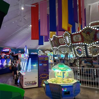 Pelican Pier Pavillion - Amusement Parks Near Me - Long Beach, California