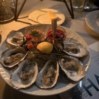 Maple & Ash - Oysters - Steakhouses Near Me - Chicago, Illinois Maple & Ash - Oysters - Steakhouses Near Me - Chicago, Illinois