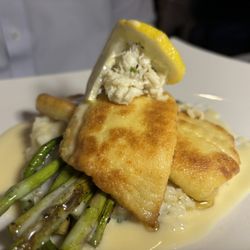 Chef's Palette Restaurant & Bar - Flounder!