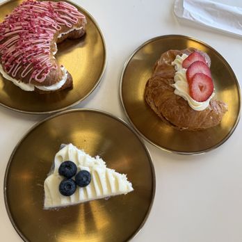 Farmer’s Milk - Cafes Near Me - Schaumburg, Illinois