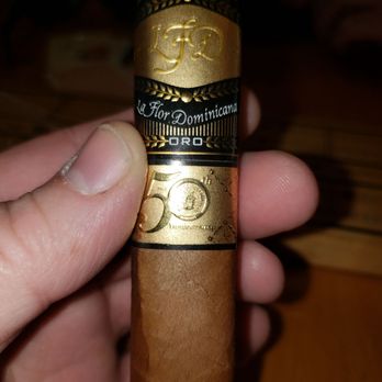 Squire Cigars - Tobacco Shops Near Me - Santa Rosa, California
