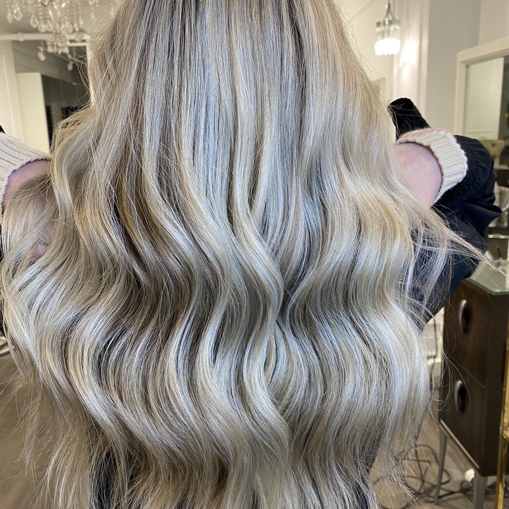 Gold Coast Salon - Hair Stylists Near Me - Chicago, Illinois