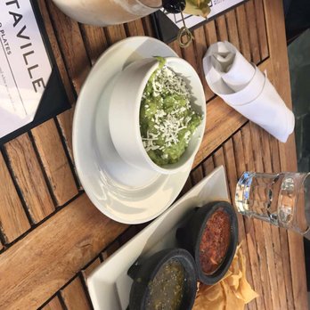 Margaritaville - Guacamole, salsa, and chips - Seafood Near Me - Capitola, California